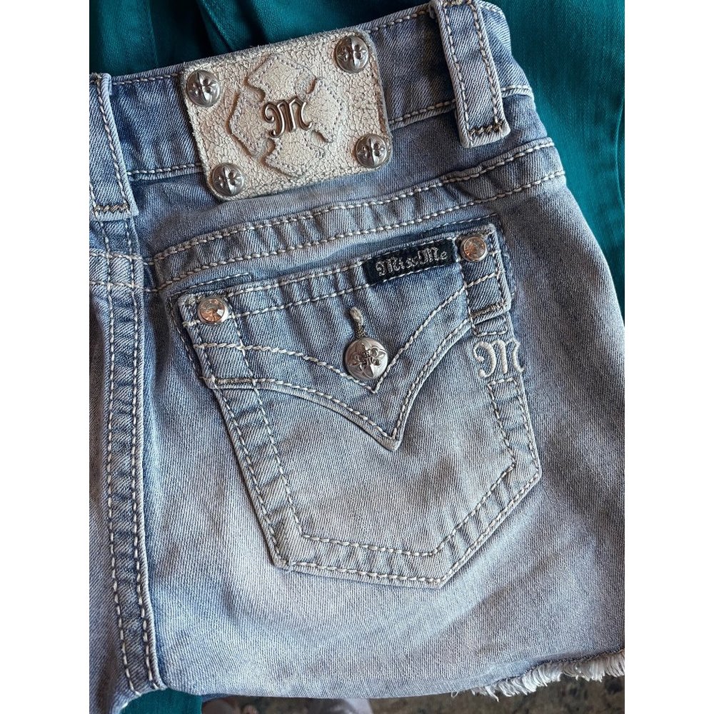 MissMe embellished shorts 27 - Picture 5 of 6